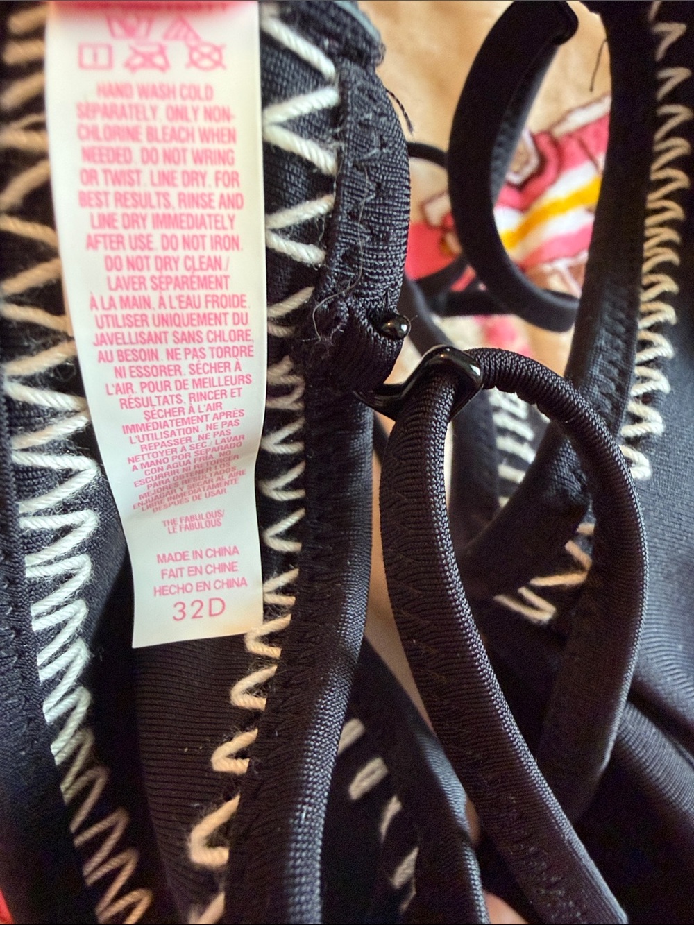 ✨ Y2K VICTORIA’S SECRET CROCHET COTTAGECORE COQUETTE BLACK BIKINI SWIM TOP 32D ✨ - Picture 9 of 10